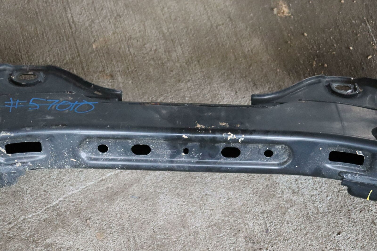 Undercarriage Crossmember NEXO 19