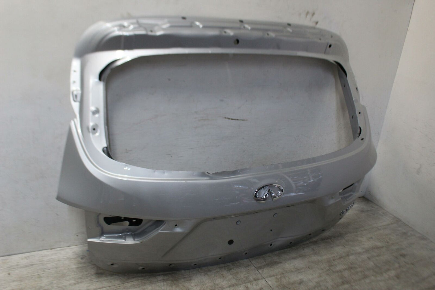 Trunk/decklid/hatch/tailgate INFINITI QX60 20