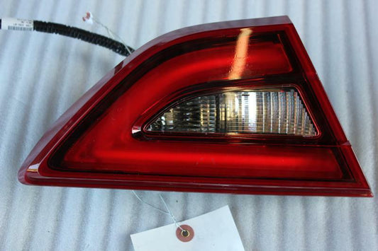 Tail Light Assembly NISSAN MAXIMA Left 16 17 18