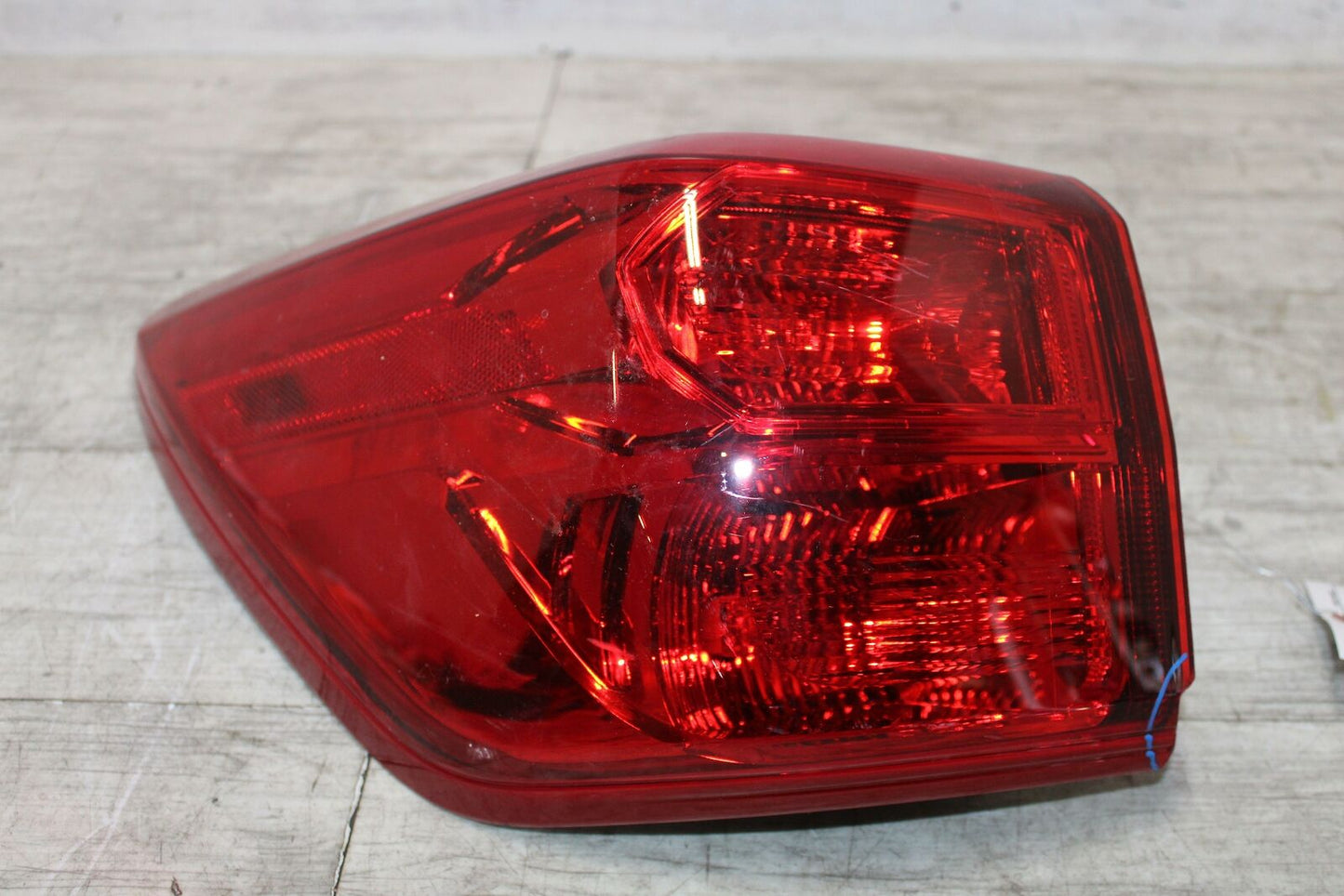 Tail Light Assembly NISSAN PATHFINDER Left 17 18 19 20