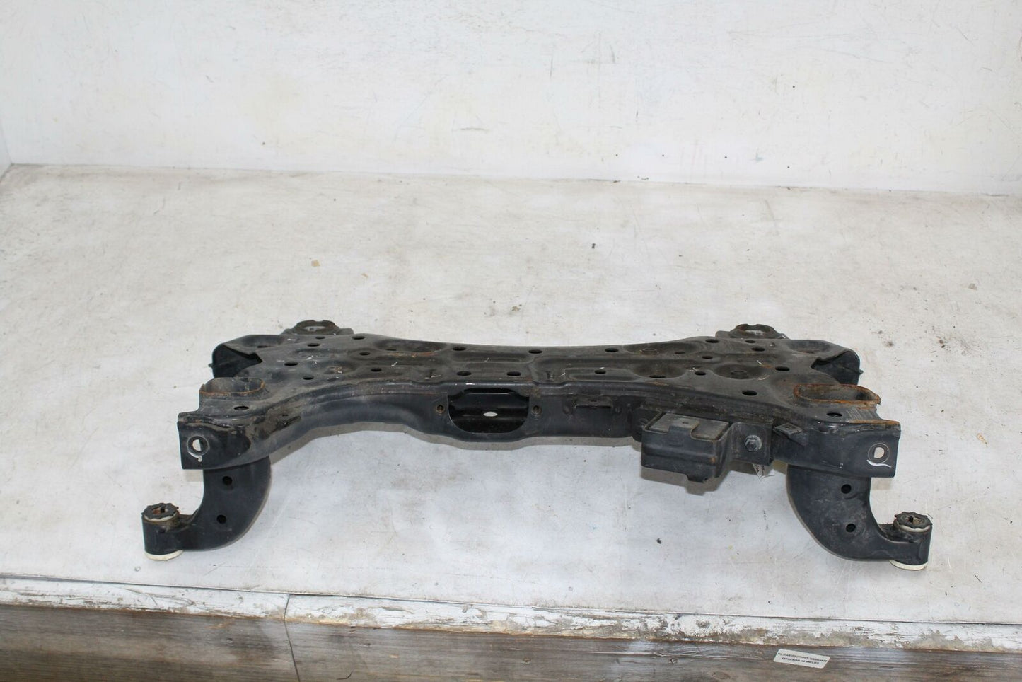 Undercarriage Crossmember HYUNDAI ELANTRA 11 12 13 14 15 16 17