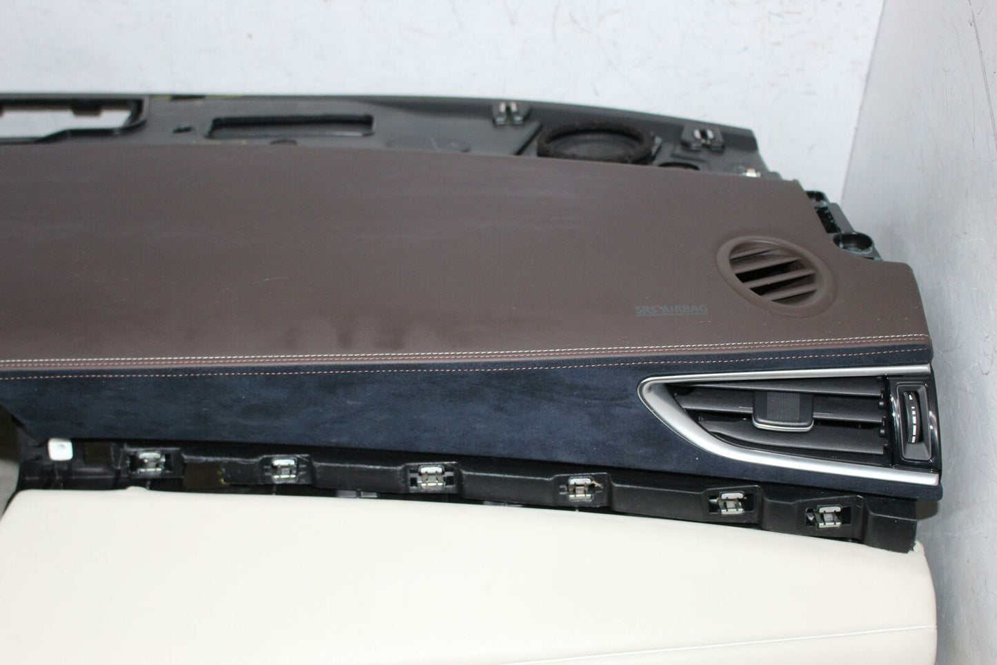 Dash Panel INFINITI QX50 19