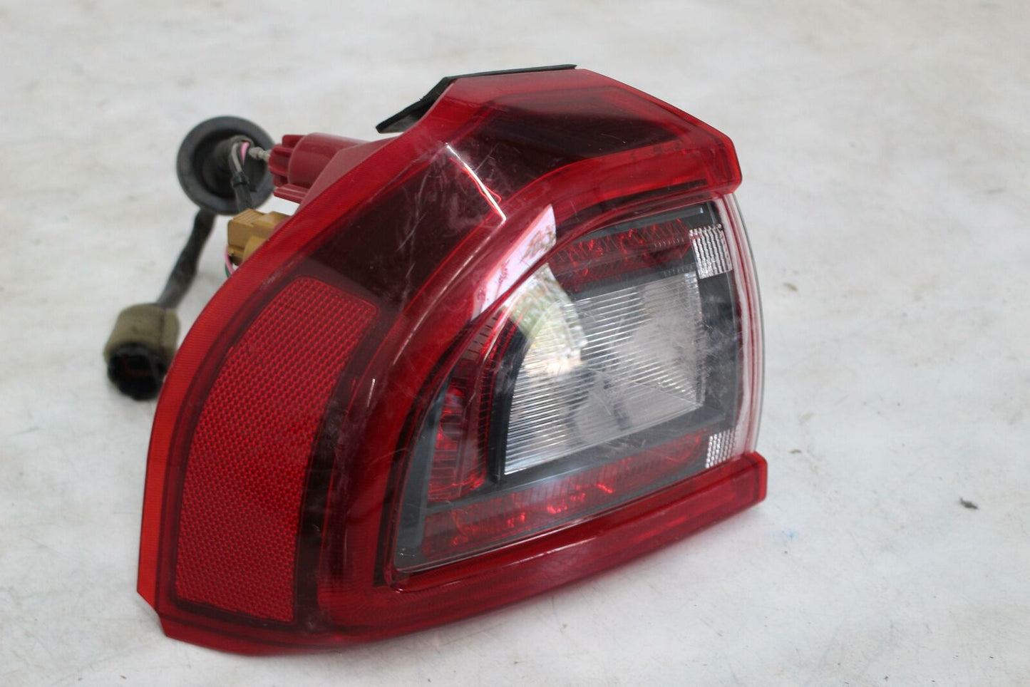 Tail Light Assembly KIA NIRO Left 17 18 19