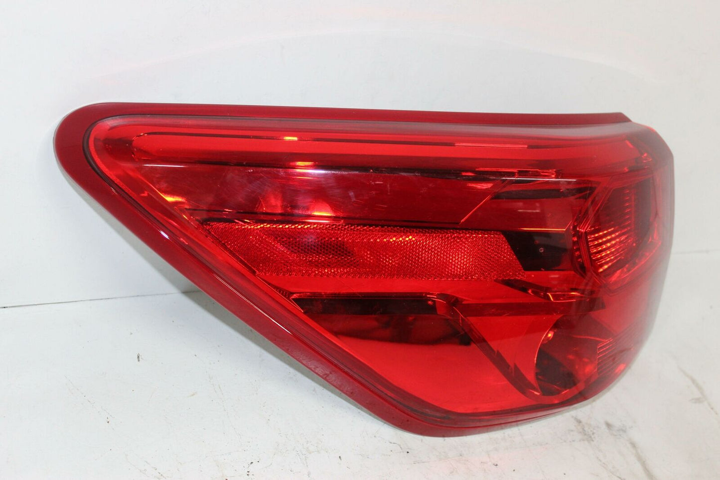 Tail Light Assembly NISSAN PATHFINDER Left 17 18 19 20