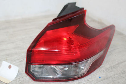 Tail Light Assembly NISSAN KICKS Right 18 19 20