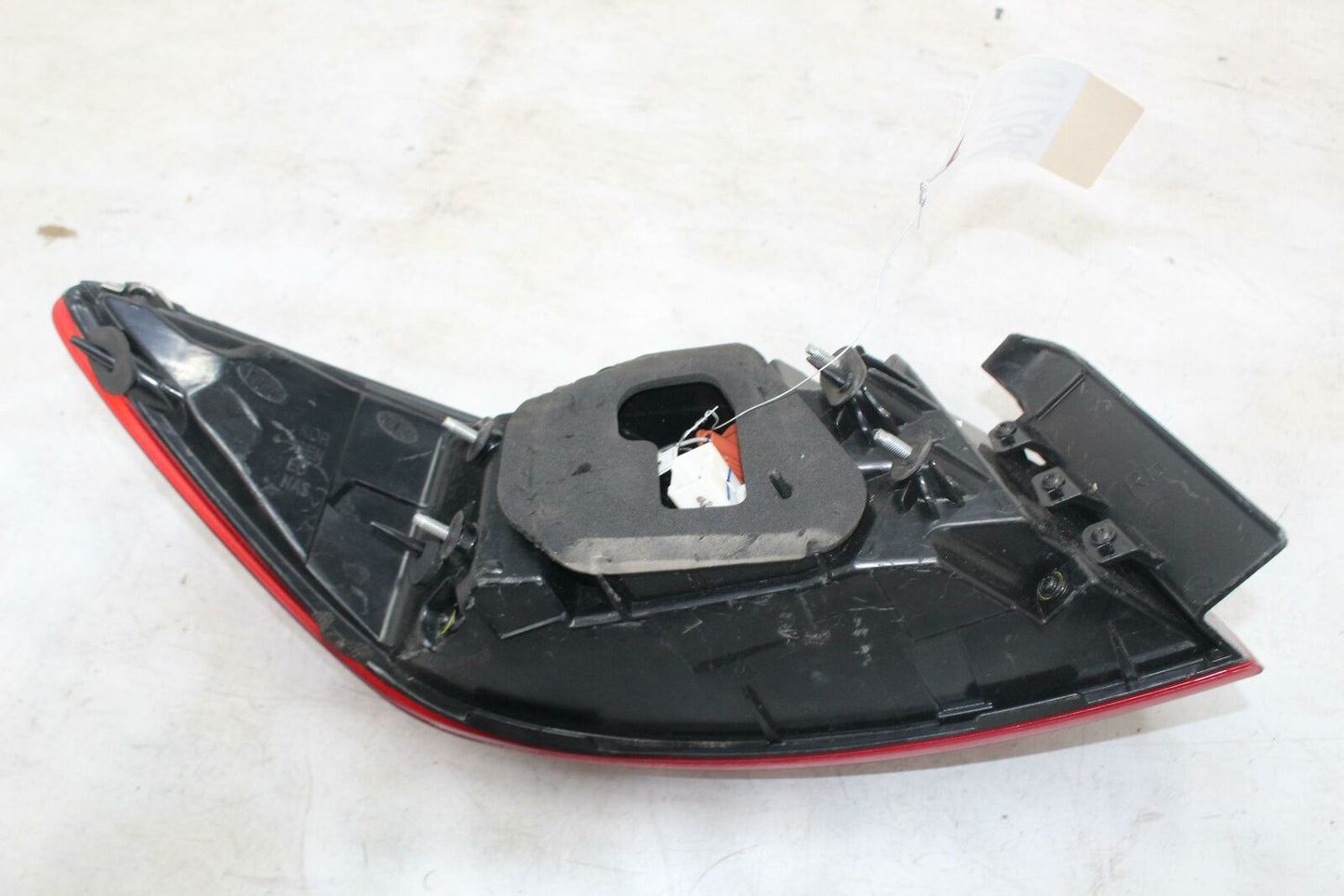 Tail Light Assembly KIA CADENZA Right 17 18 19