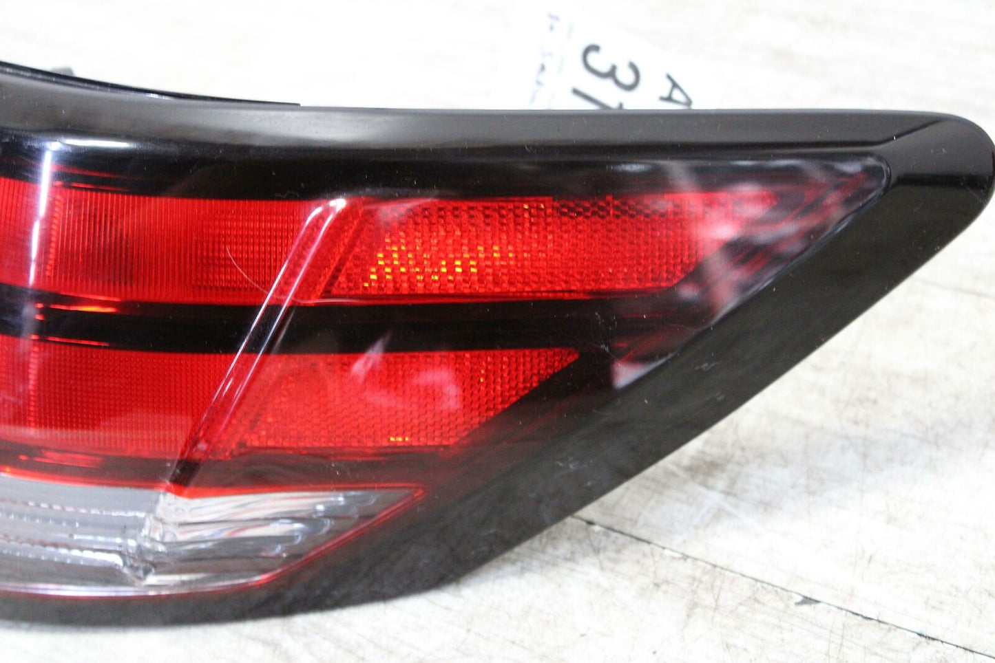 Tail Light Assembly NISSAN SENTRA Right 20