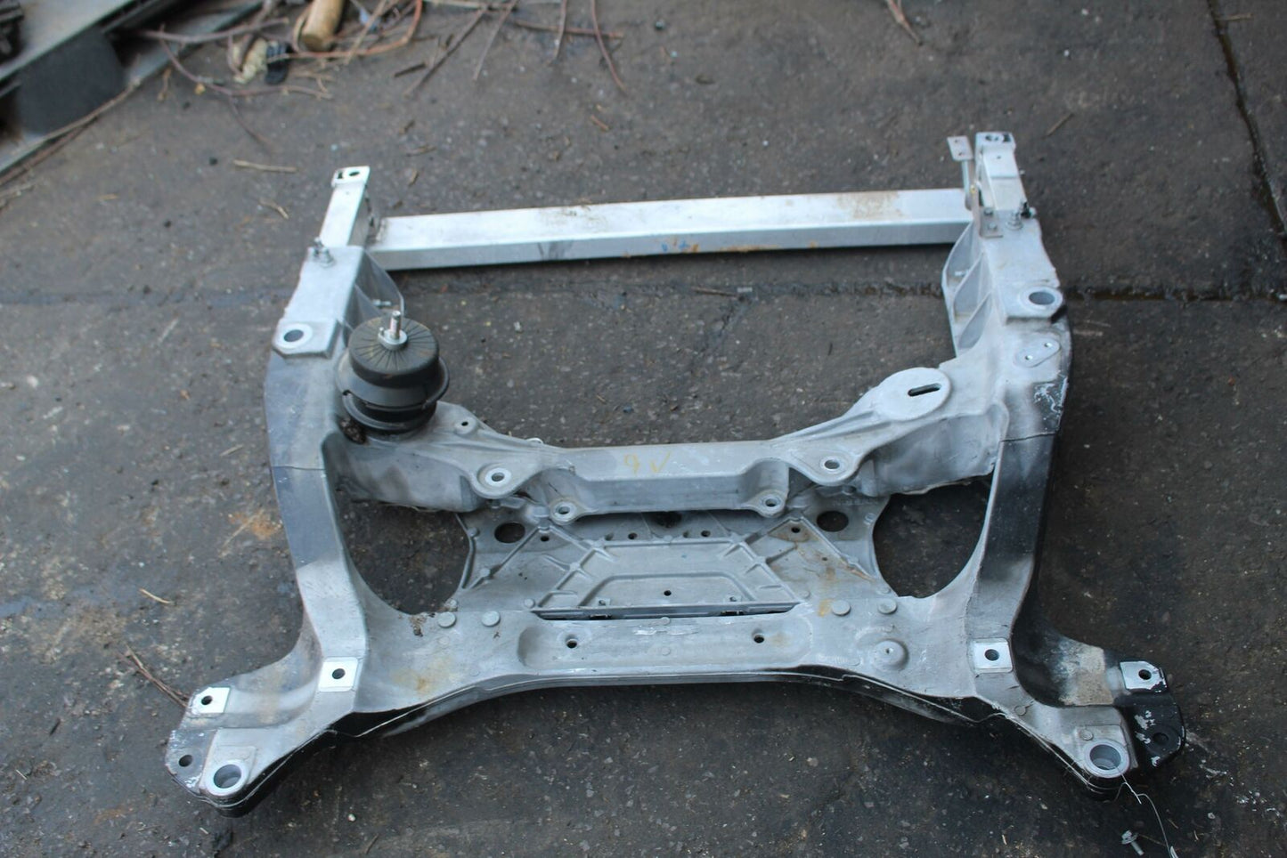 Undercarriage Crossmember INFINITI Q60 17 18 19