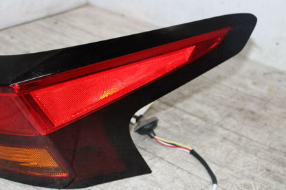 Tail Light Assembly NISSAN ALTIMA Right 19 20