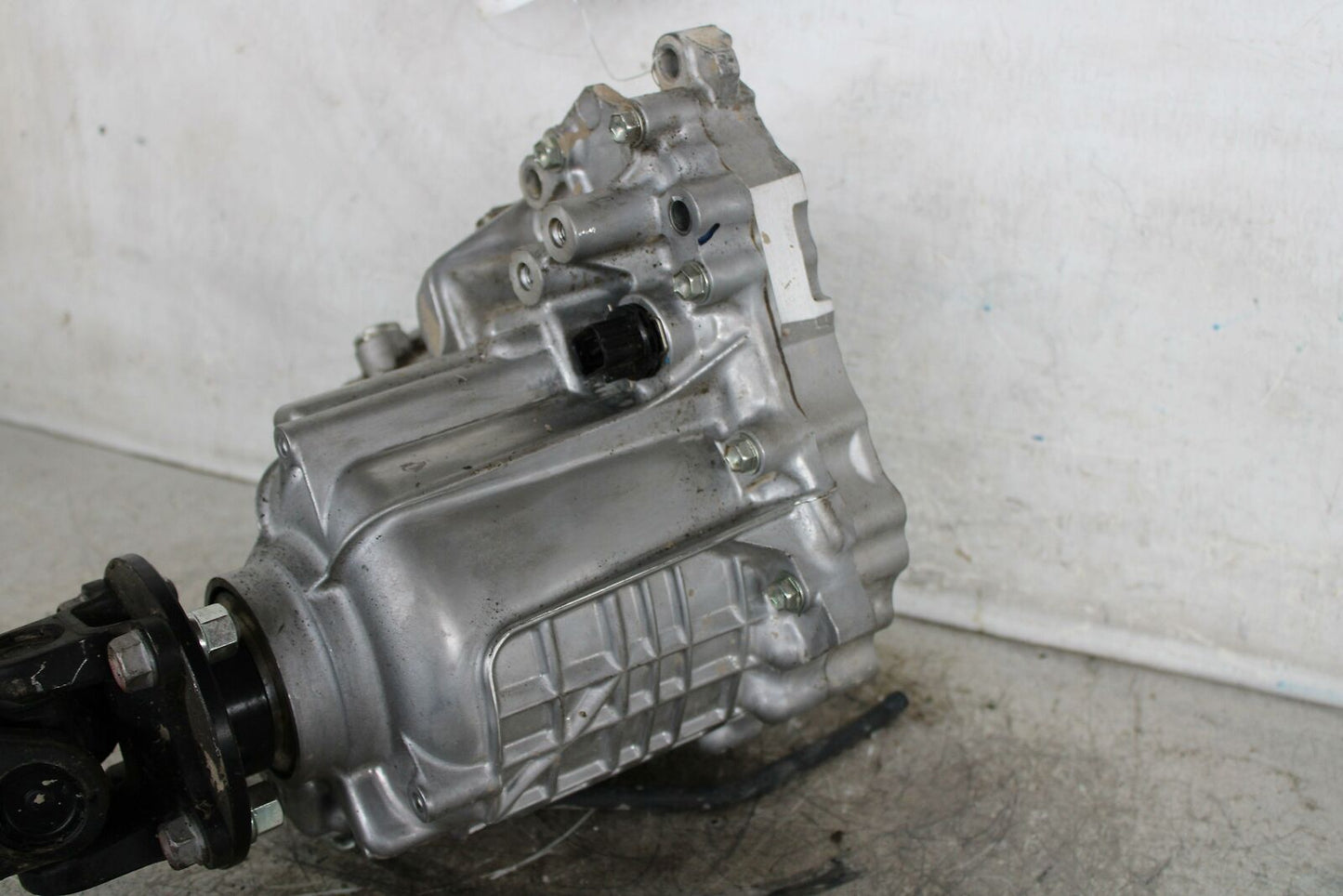 Transfer Case INFINITI Q60 17 18 19