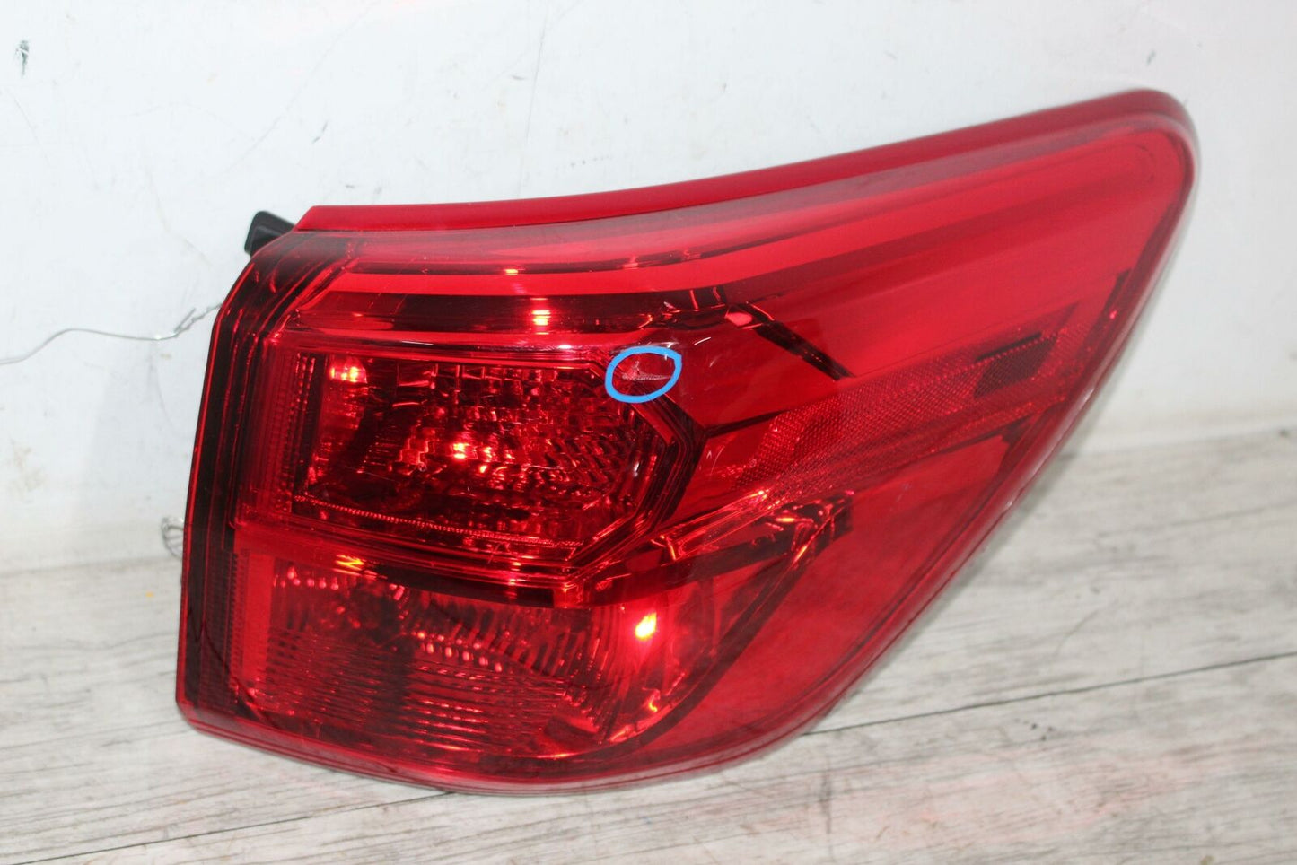 Tail Light Assembly NISSAN PATHFINDER Right 17 18 19 20