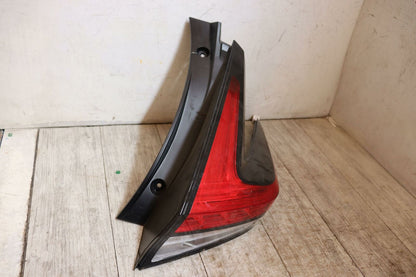 Tail Light Assembly NISSAN LEAF Right 18 19 20