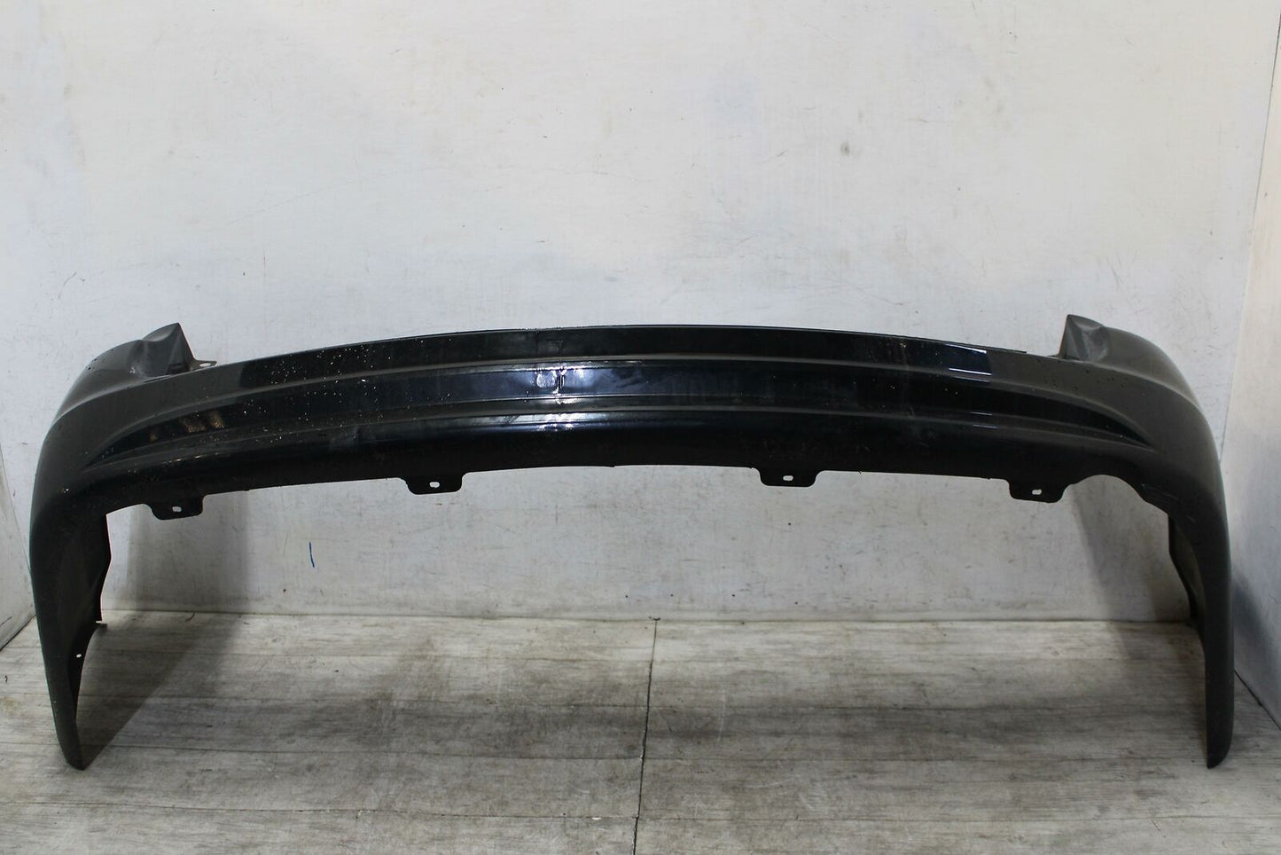 Rear Bumper Assembly CHRYSLER TOWN & COUNTRY 17