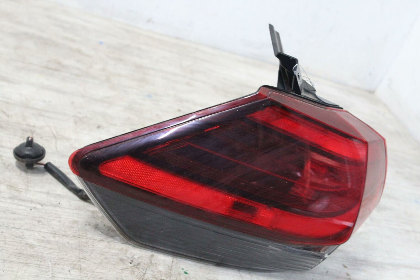 Tail Light Assembly ROGUE EXCEPT SPORT Left 17 18 19 20