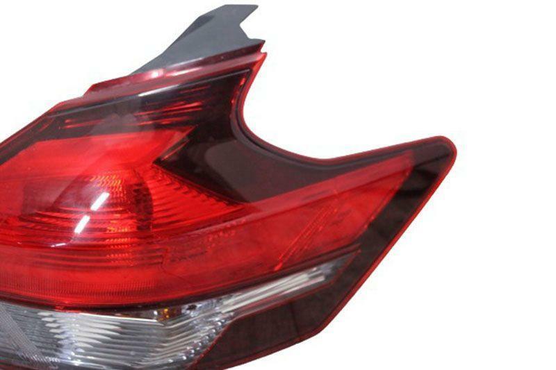 Tail Light Assembly NISSAN KICKS Right 18 19 20