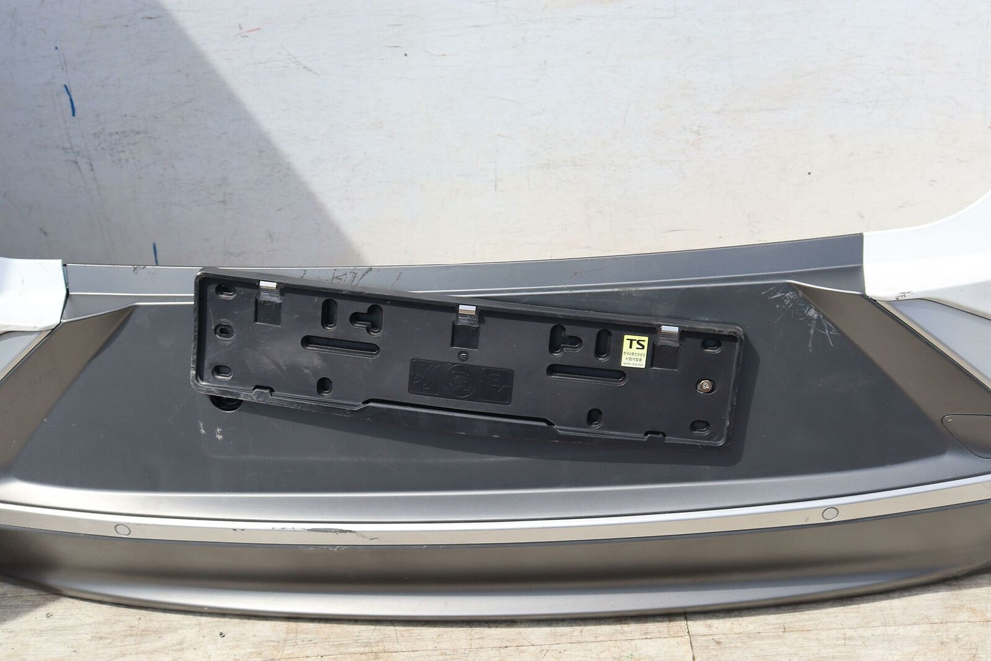 Rear Bumper Assembly NEXO 19