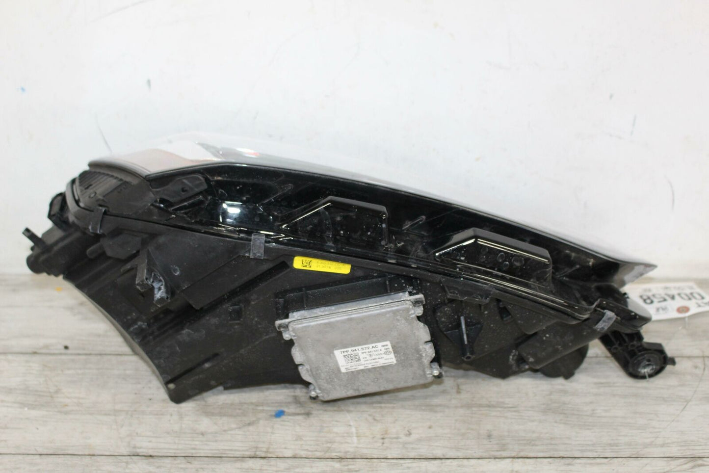 Headlamp Assembly AUDI S5 Right 18 19