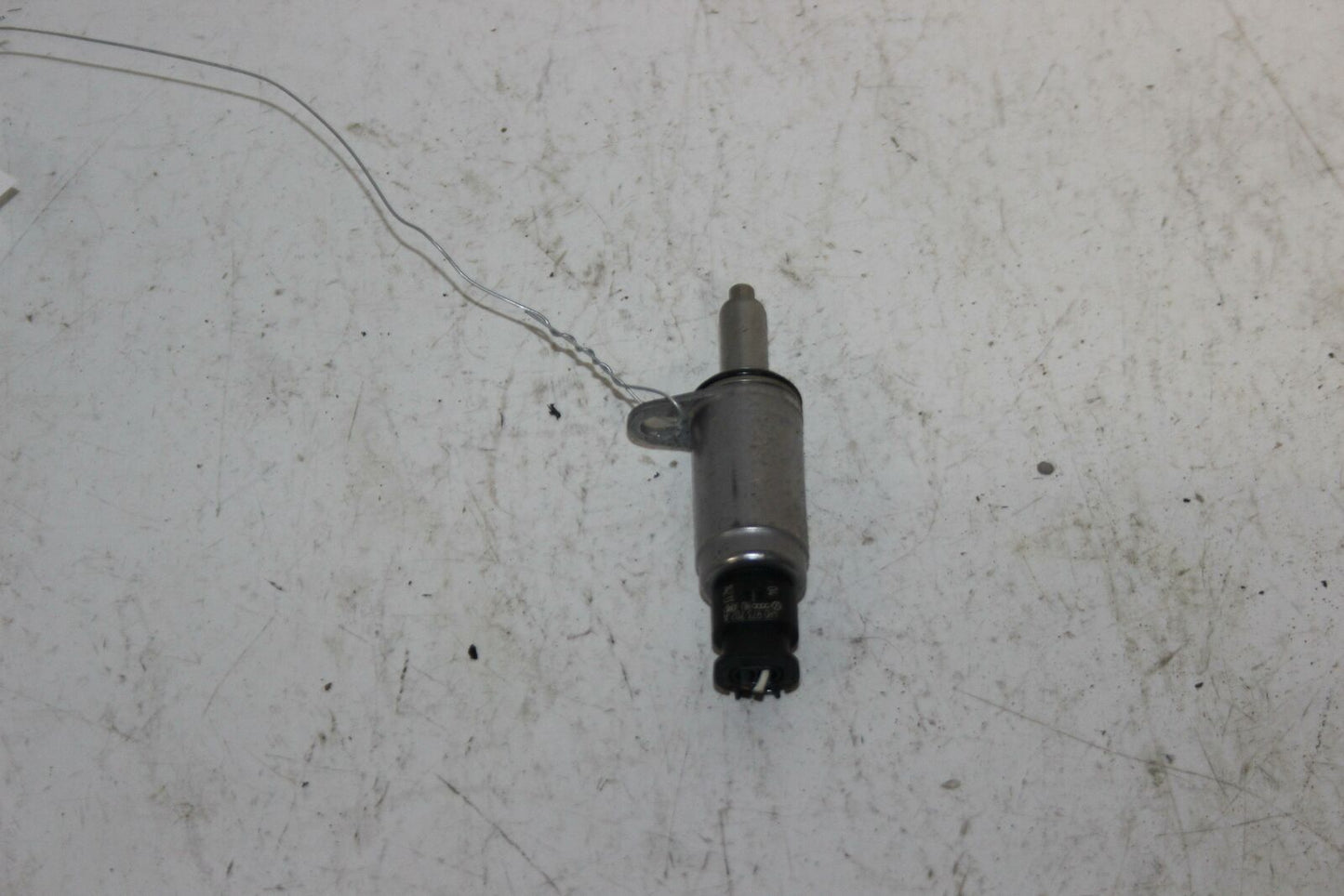 Variable Valve Timing Solenoid AUDI A8 15