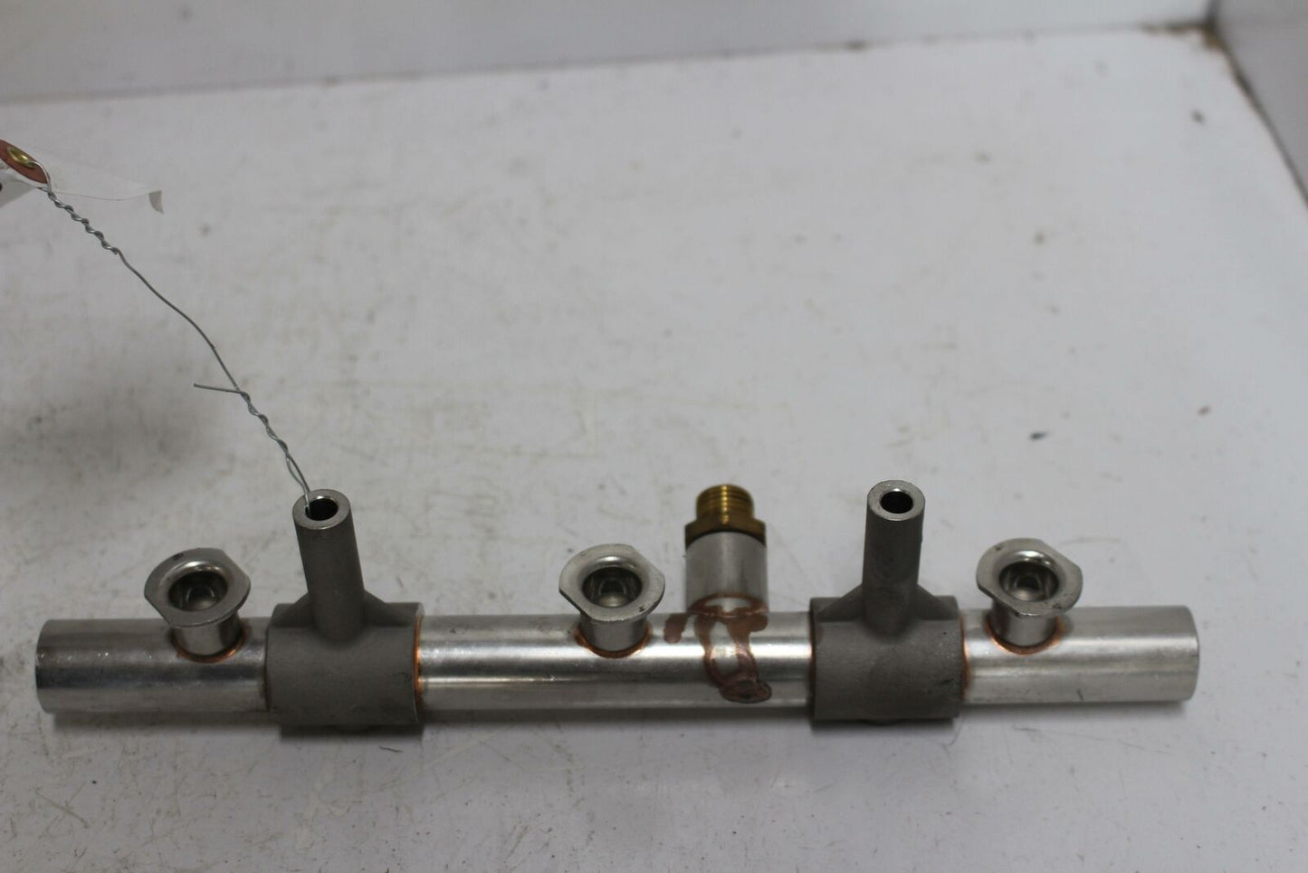 Fuel Injection Rail AUDI A6 11