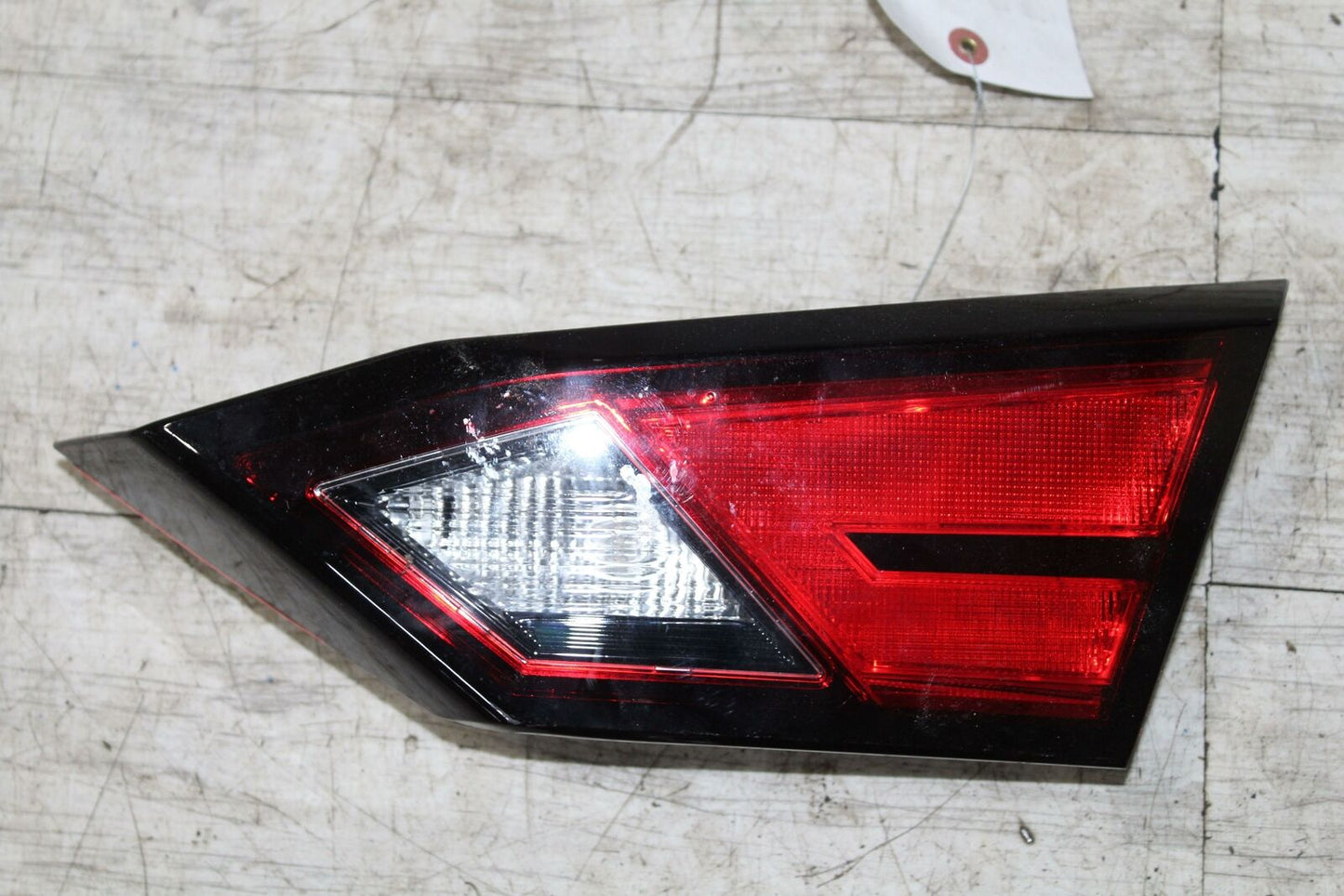 Tail Light Assembly NISSAN ALTIMA Right 19 20