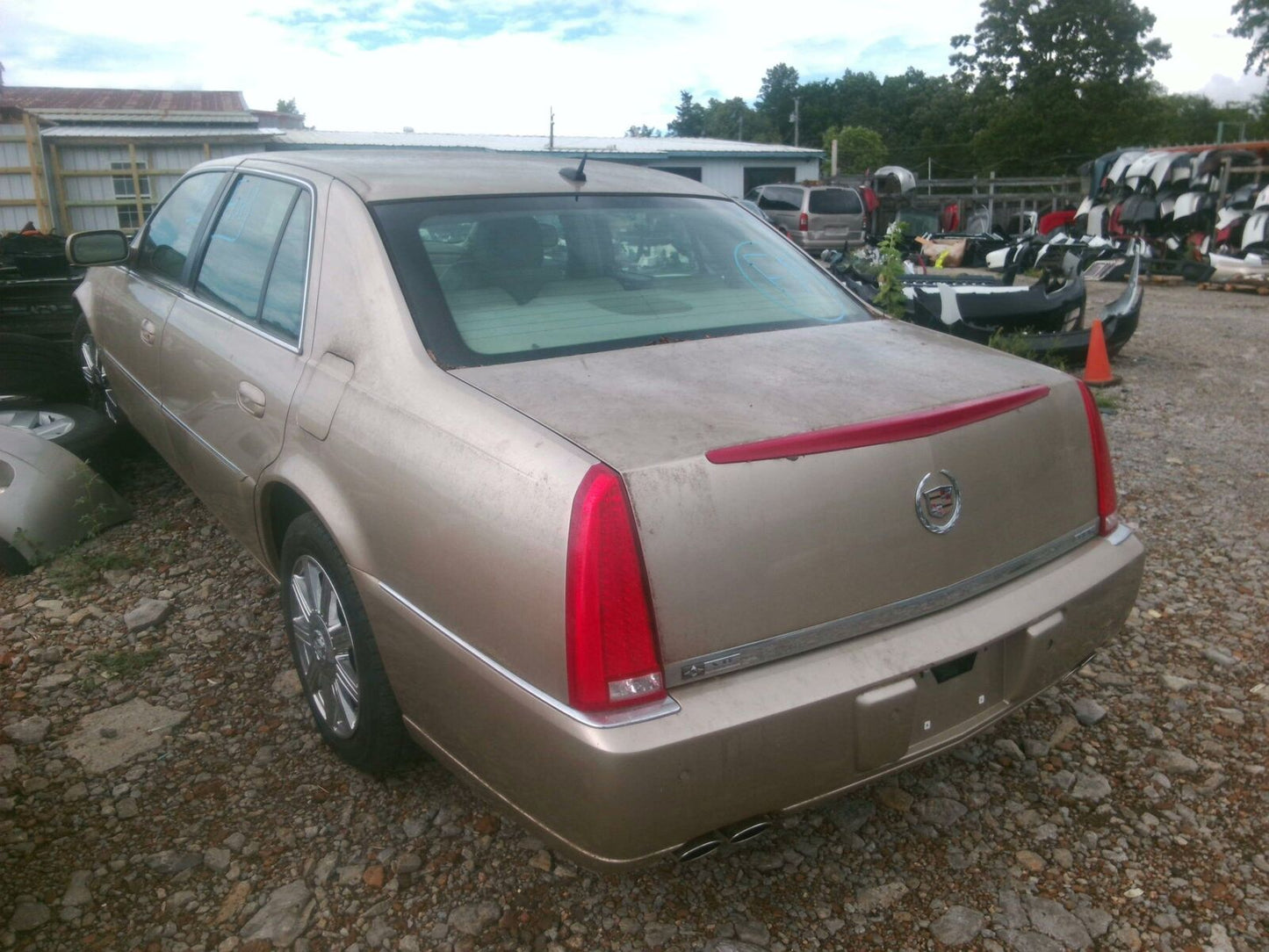 Rear Seat CADILLAC DTS 06