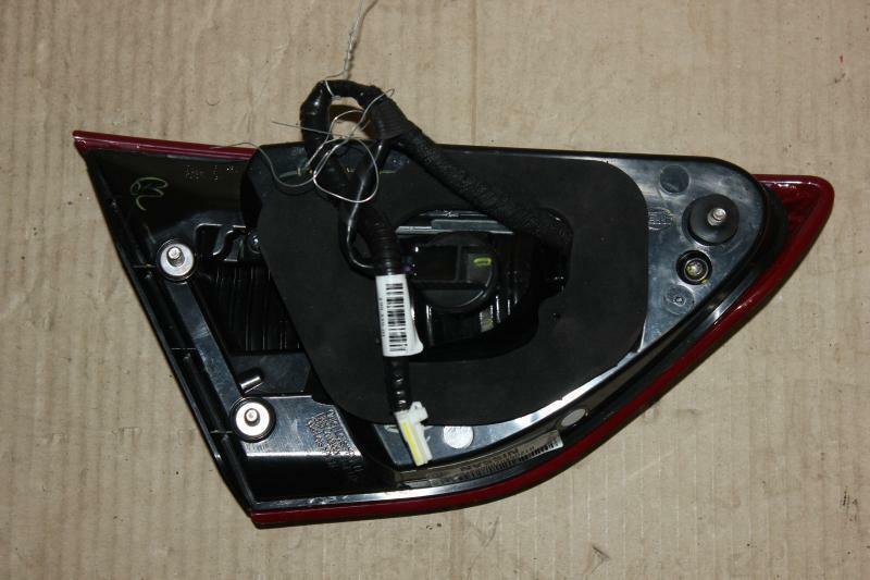 Tail Light Assembly NISSAN MAXIMA Right 16 17 18