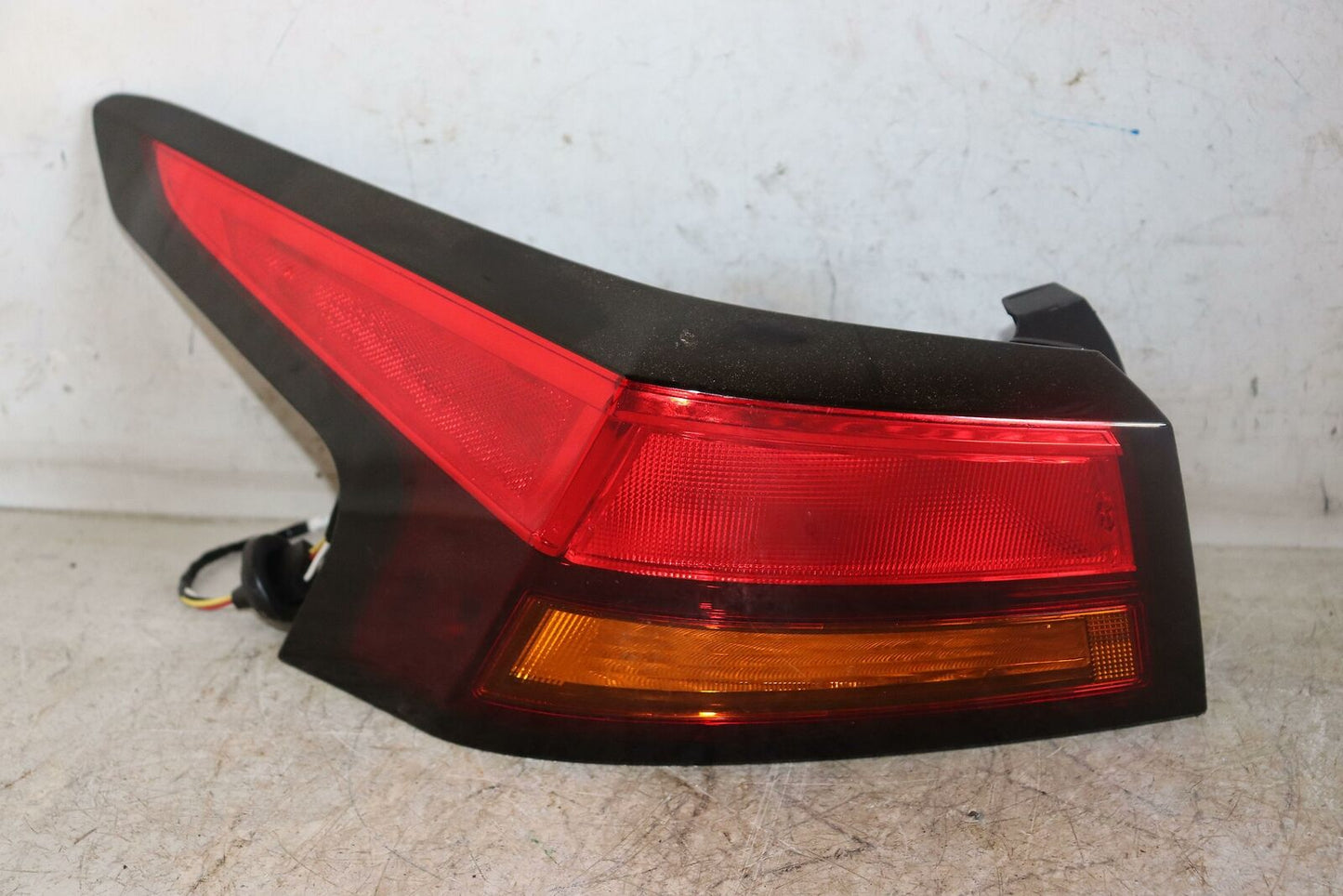 Tail Light Assembly NISSAN ALTIMA Left 19 20