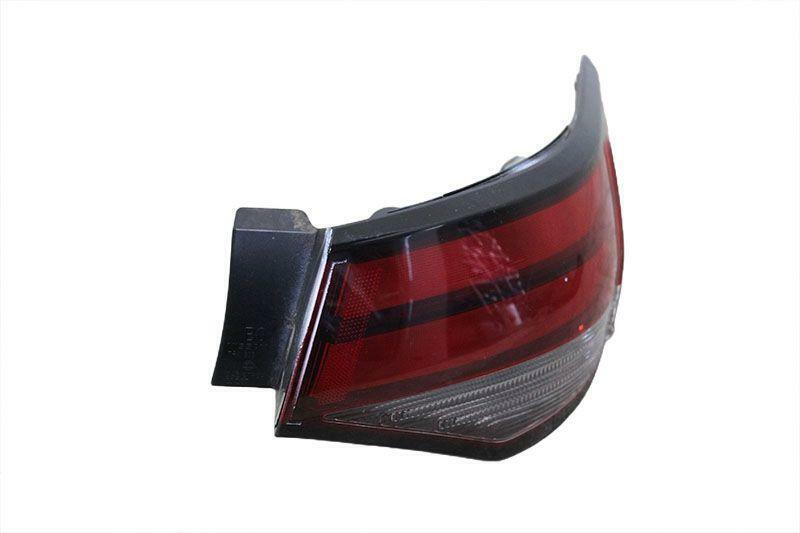 Tail Light Assembly NISSAN SENTRA Right 20