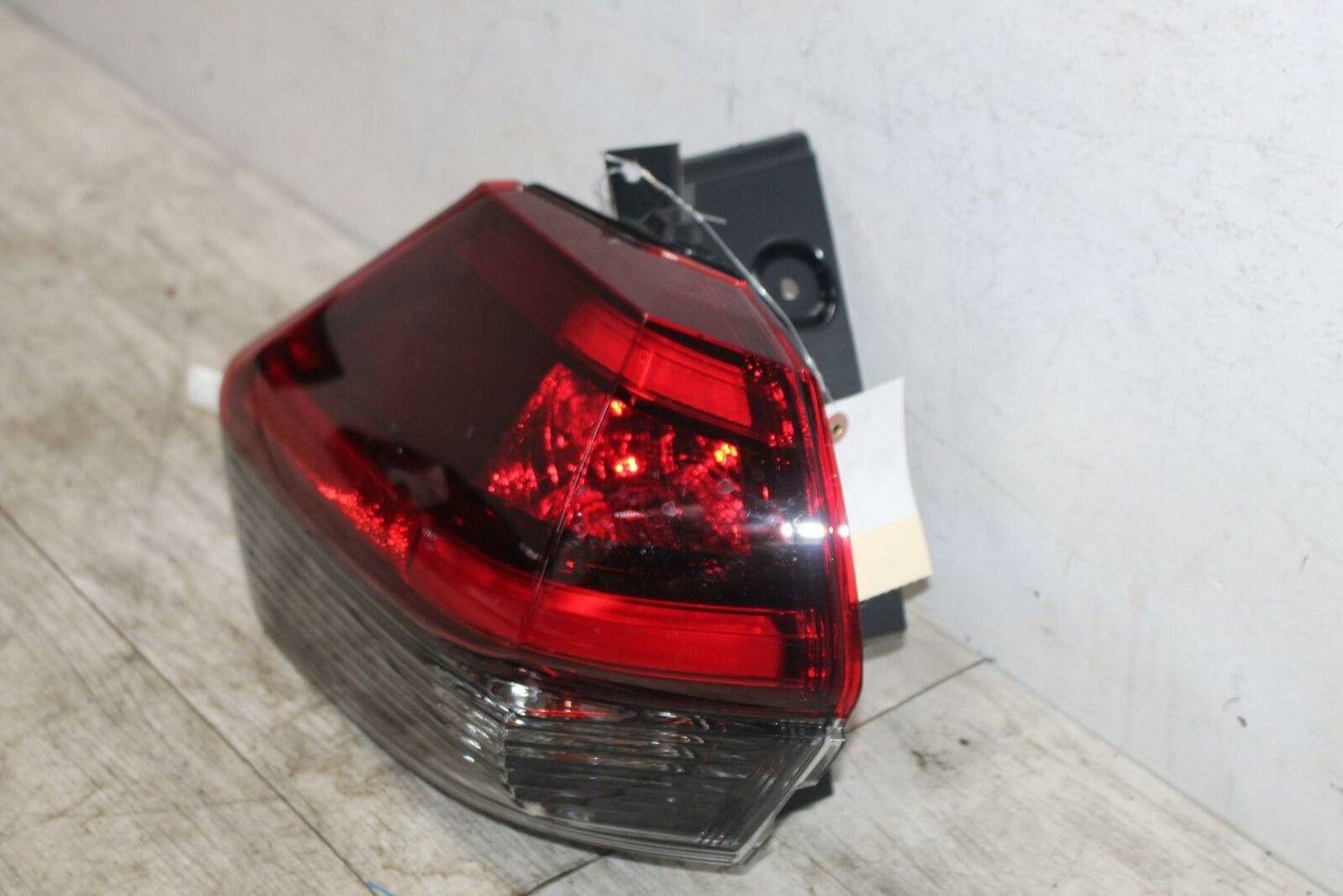 Tail Light Assembly ROGUE EXCEPT SPORT Left 17 18 19 20