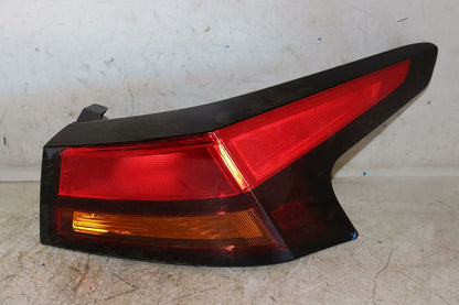 Tail Light Assembly NISSAN ALTIMA Right 19 20