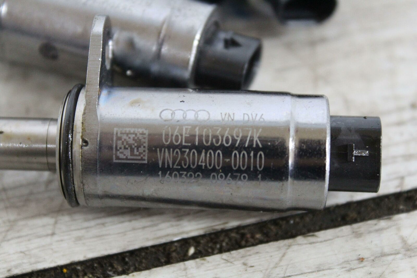 Variable Valve Timing Solenoid AUDI A8 17