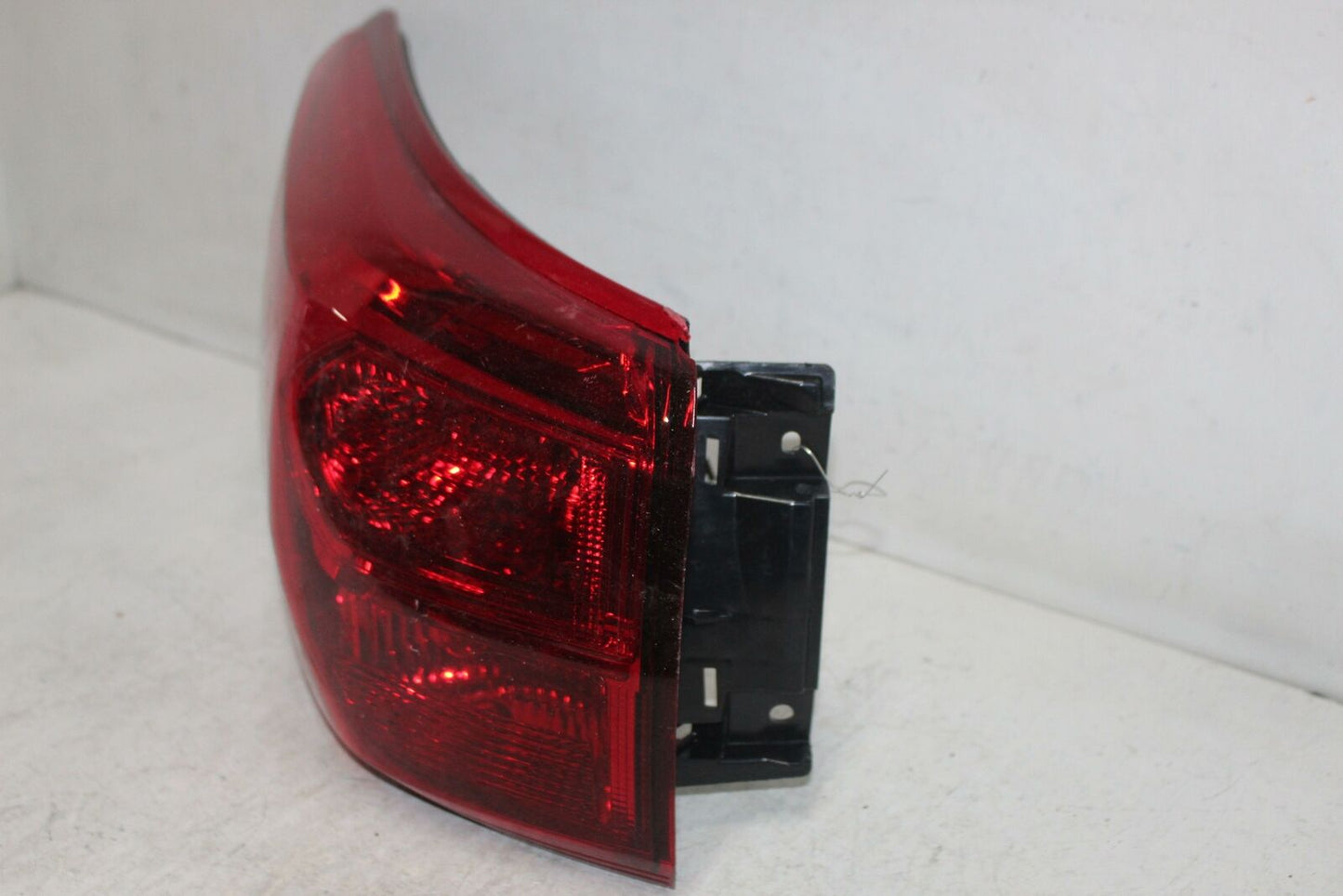 Tail Light Assembly NISSAN PATHFINDER Left 17 18 19 20