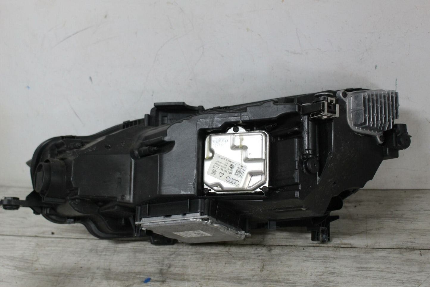 Headlamp Assembly AUDI S5 Right 18 19