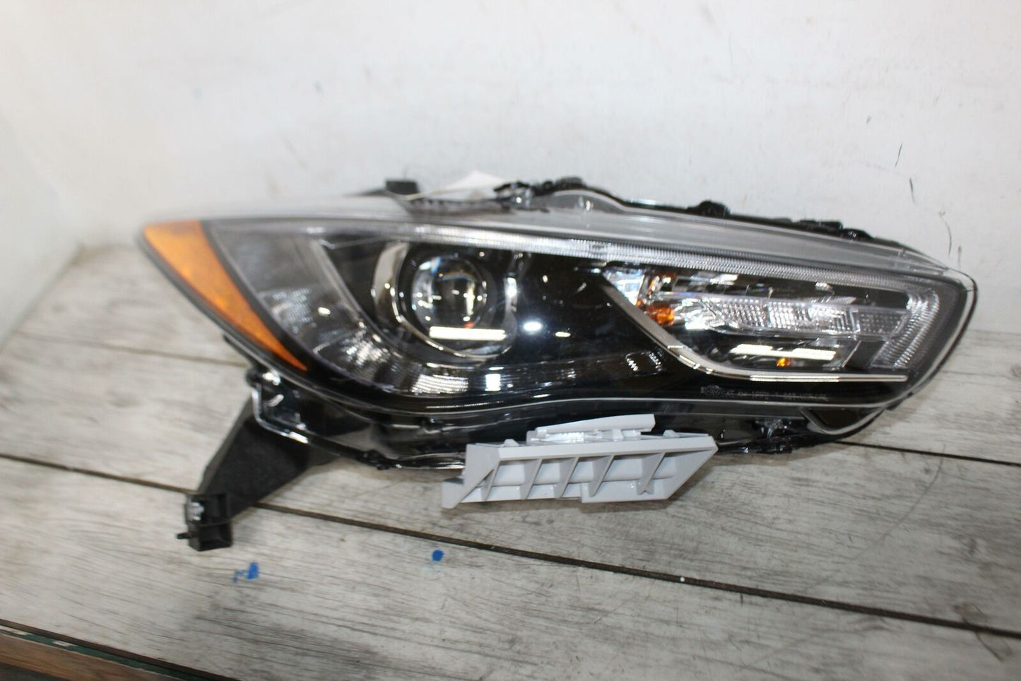 Headlamp Assembly INFINITI QX60 Right 19