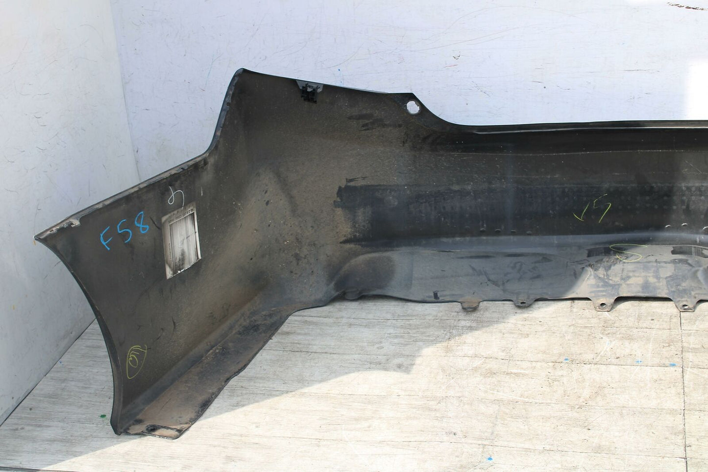 Rear Bumper Assembly TOYOTA CAMRY 12 13 14 big dent