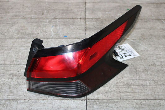 Tail Light Assembly NISSAN VERSA Right 20