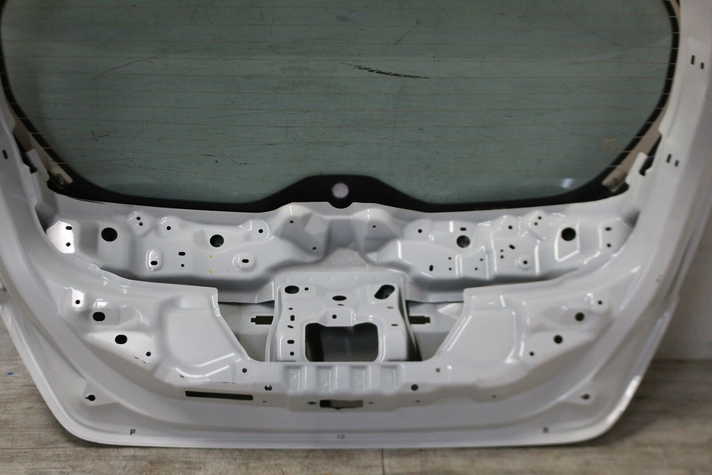 Trunk/decklid/hatch/tailgate NISSAN LEAF 18 19 20