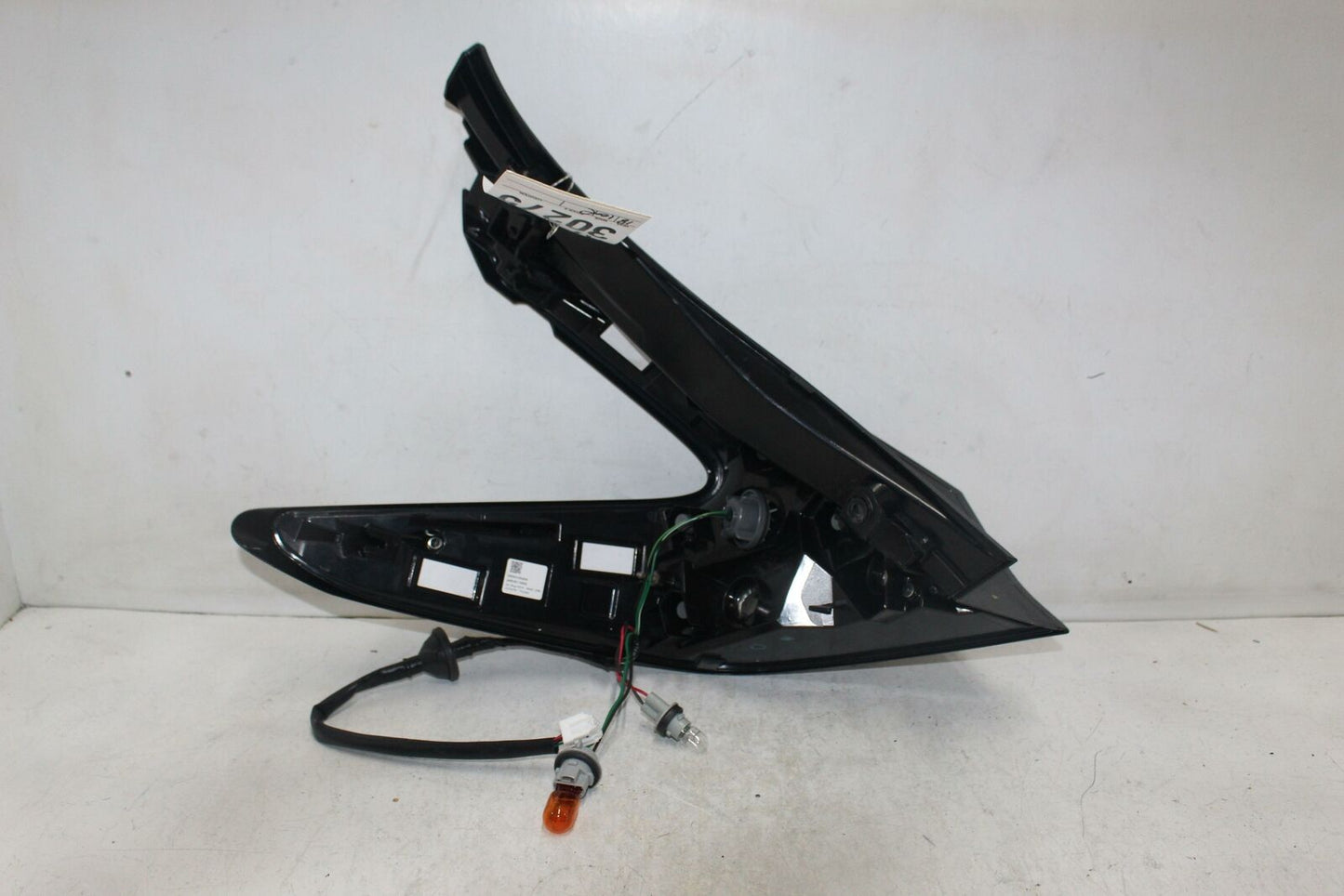 Tail Light Assembly NISSAN LEAF Right 18 19 20