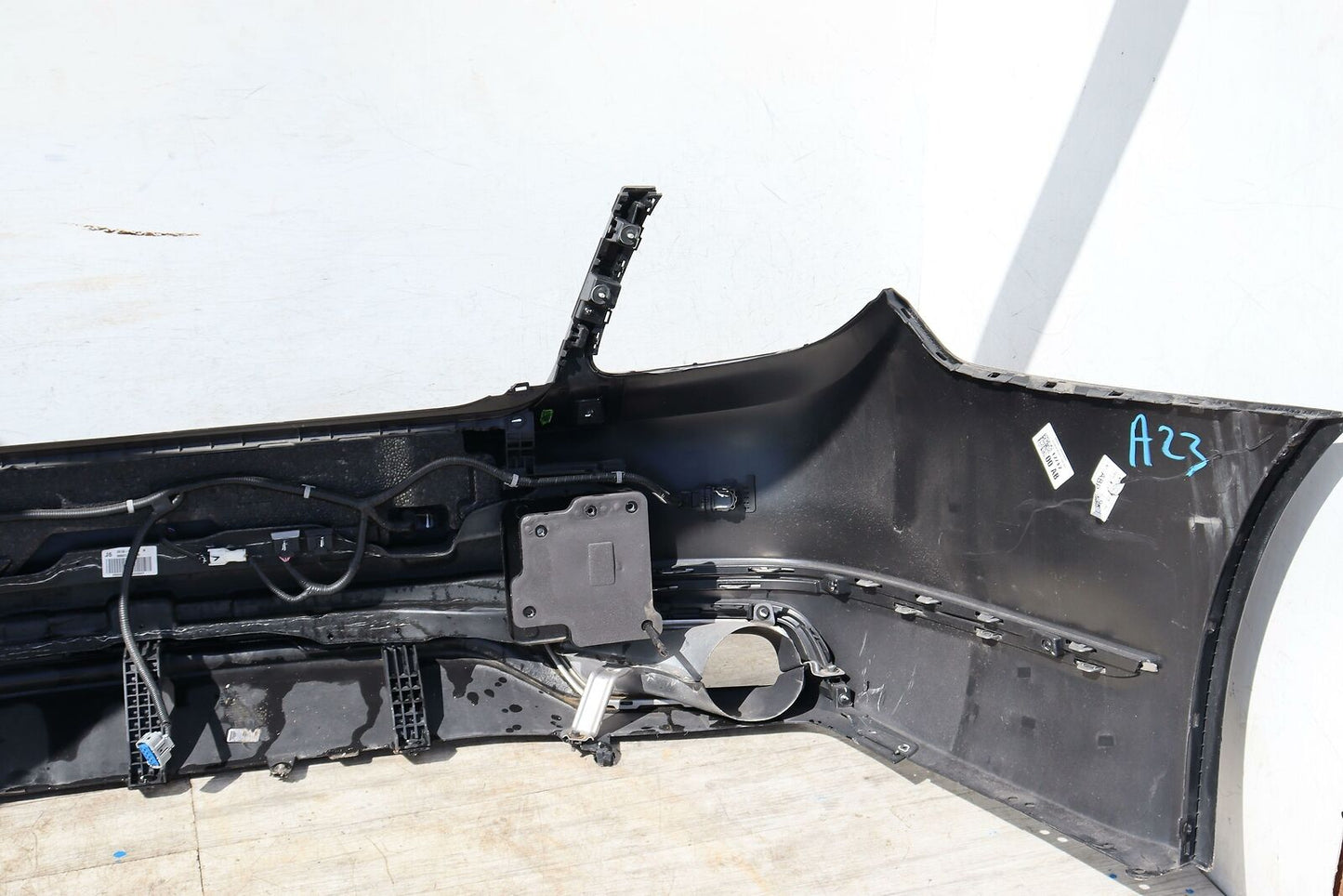 Rear Bumper Assembly KIA K900 19 20