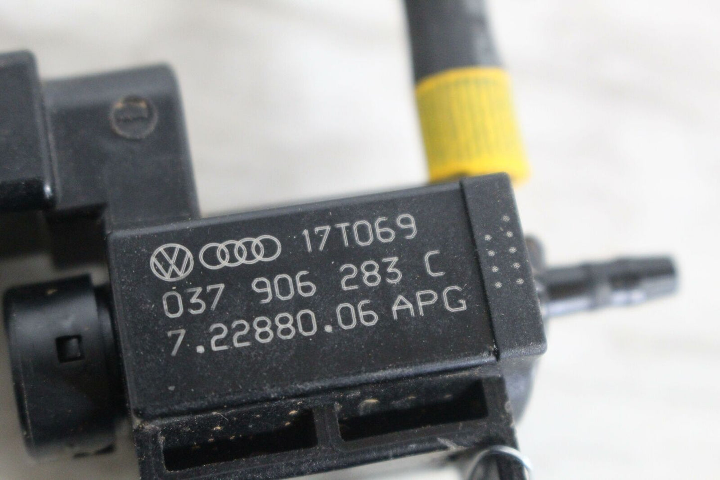 Vacuum Valve AUDI A5 15