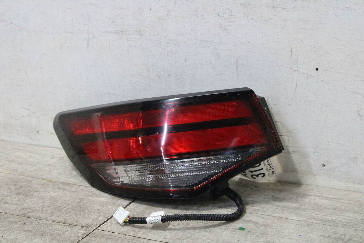 Tail Light Assembly NISSAN SENTRA Left 20