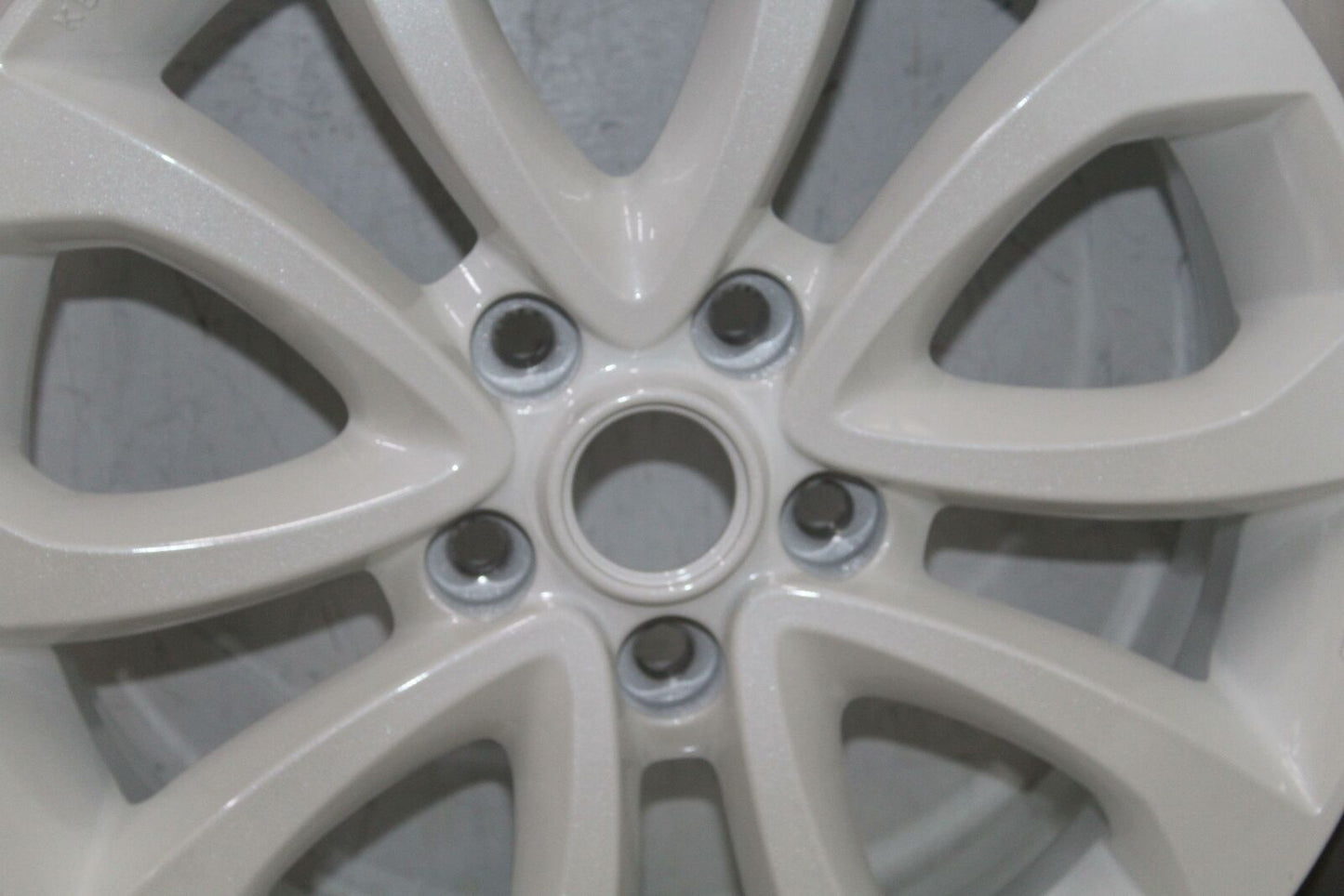 Wheel NISSAN JUKE 14 17