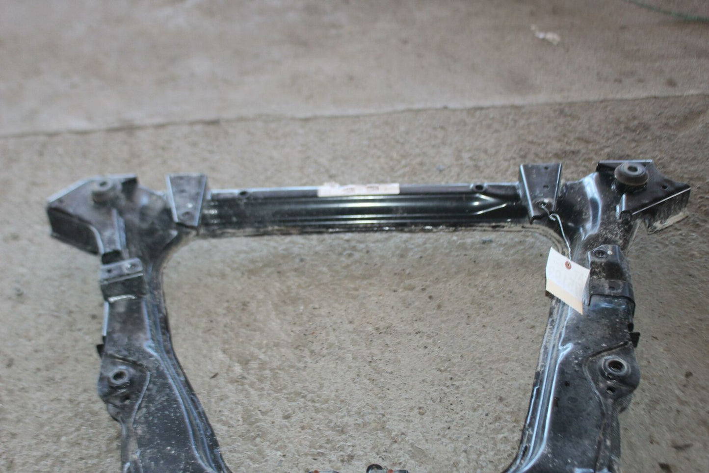 Undercarriage Crossmember NISSAN LEAF 20