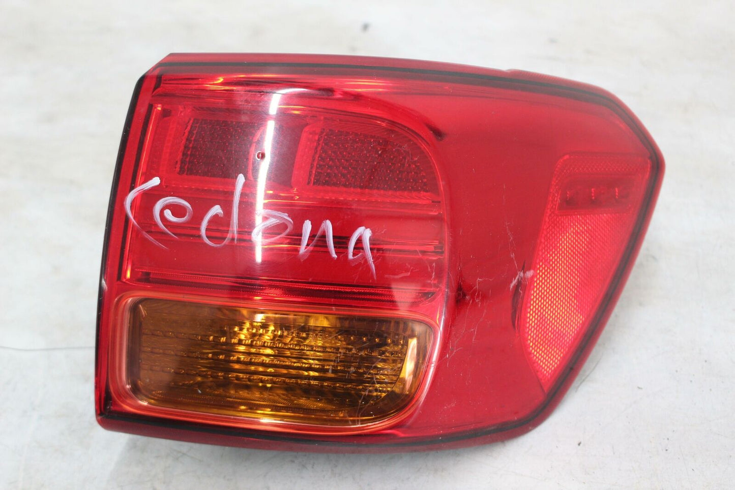 Tail Light Assembly KIA SEDONA Right 16 17 18