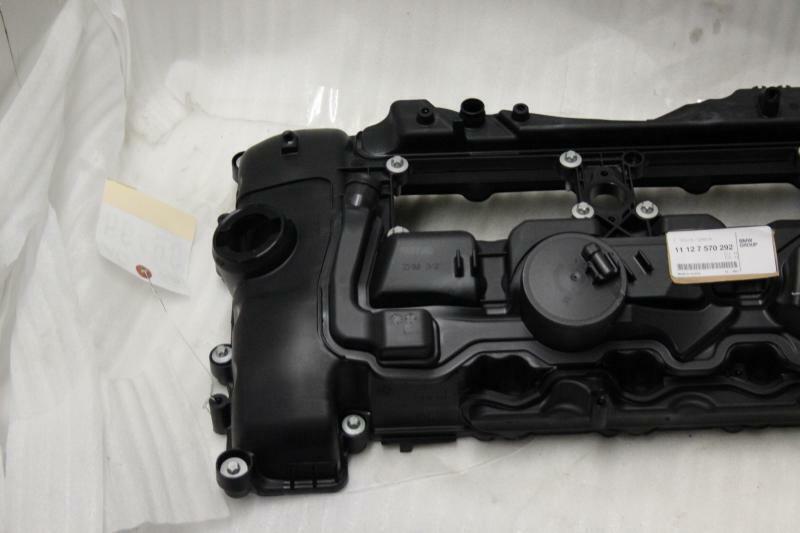 Valve Cover BMW 535I 14 15 16