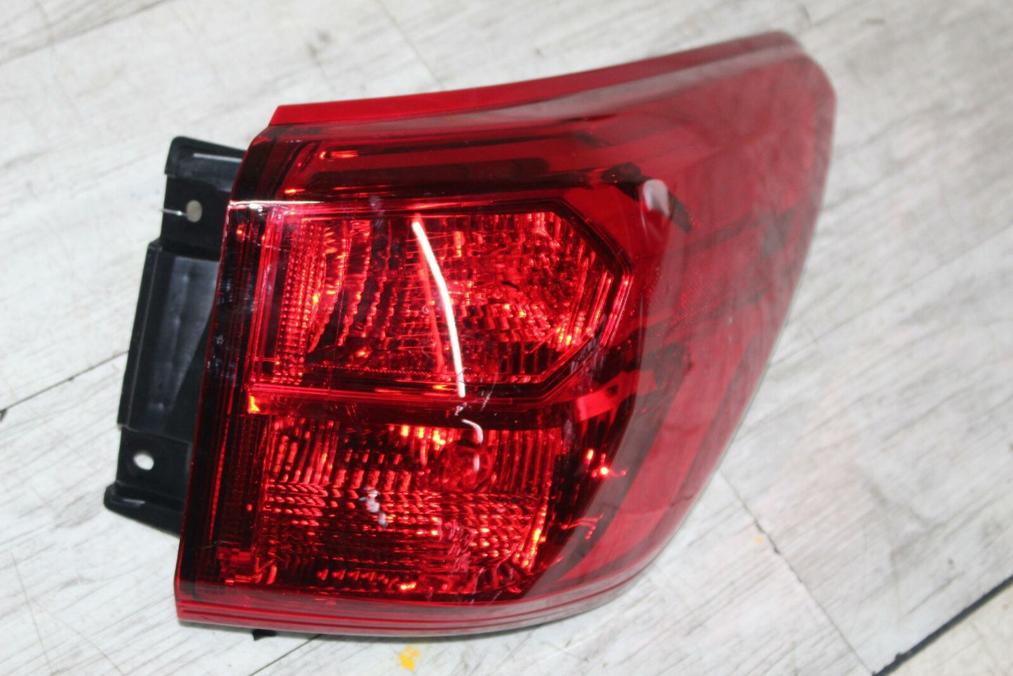 Tail Light Assembly NISSAN PATHFINDER Right 17 18 19 20