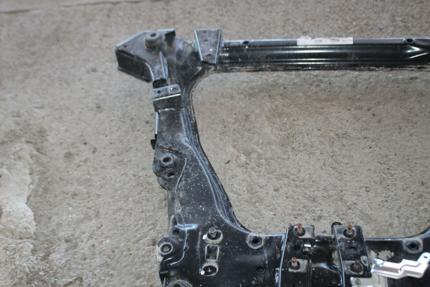 Undercarriage Crossmember NISSAN LEAF 20