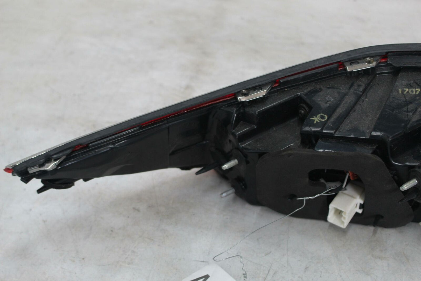 Tail Light Assembly KIA CADENZA Right 17 18 19