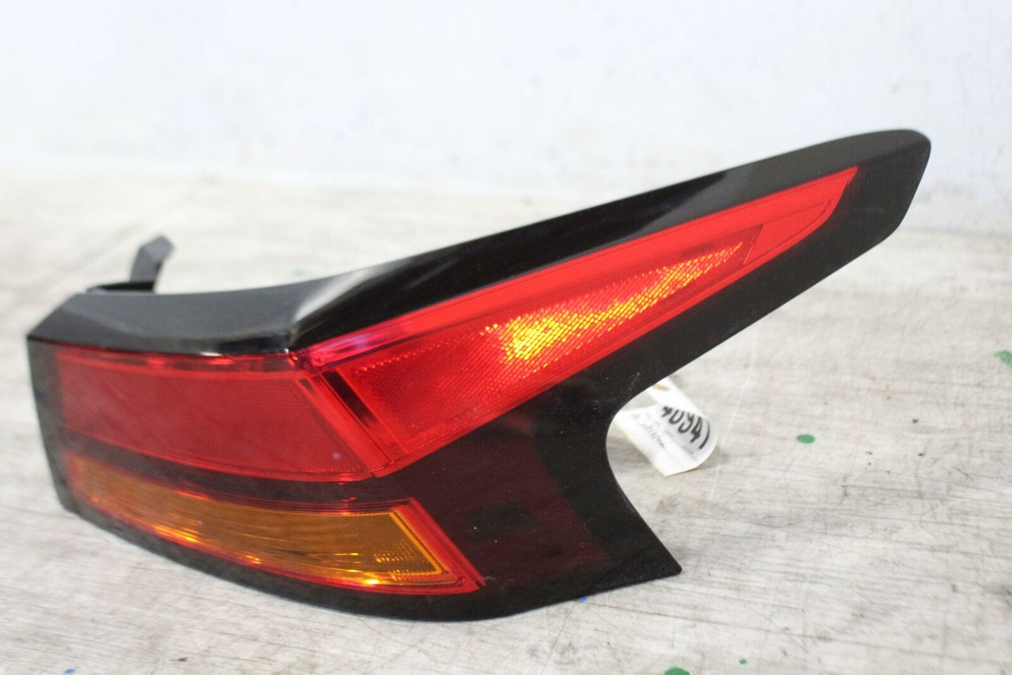 Tail Light Assembly NISSAN ALTIMA Right 19 20