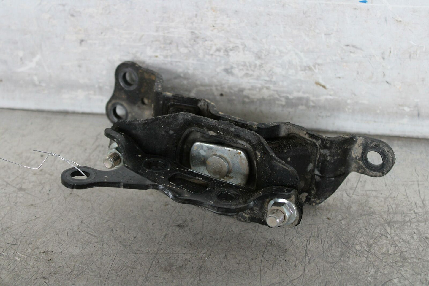 Transmission Mount INFINITI QX60 20